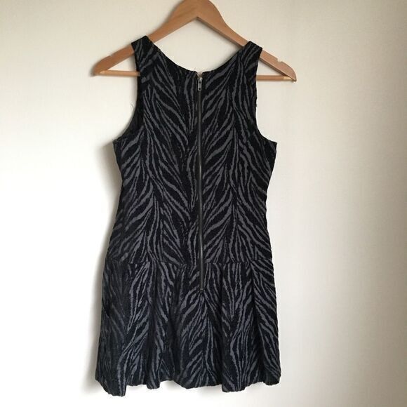 Free People Zebra‎ Chenille Drop Waist Casual Dress Mini Womens Size 2 w/… - Picture 8 of 8